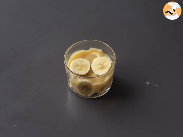 Muz ve karamel hayranları için Banoffee tarzı bardaklar - Hazırlık adım 10