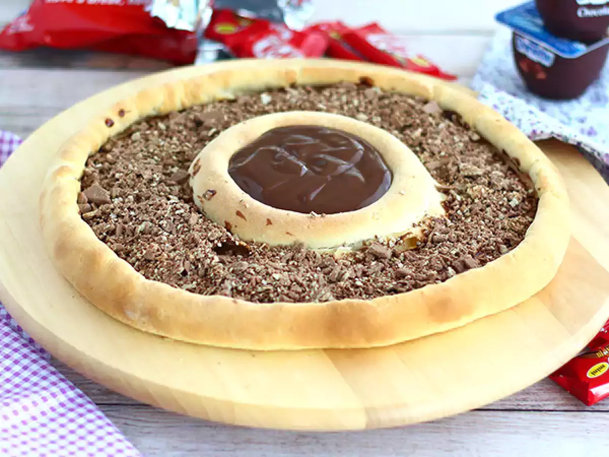 Kit Kat ve Yoğurtlu Pizza Çikolatalı Danette